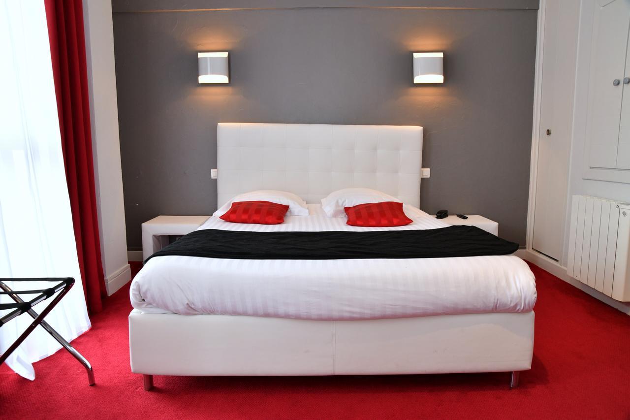 Le Square Hotel 2*
